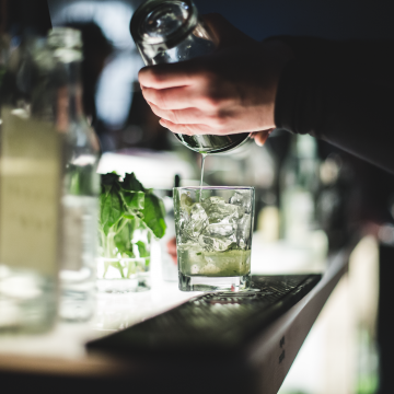Bar / Nightlife