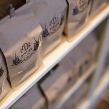 Cafe & Coffee Shops